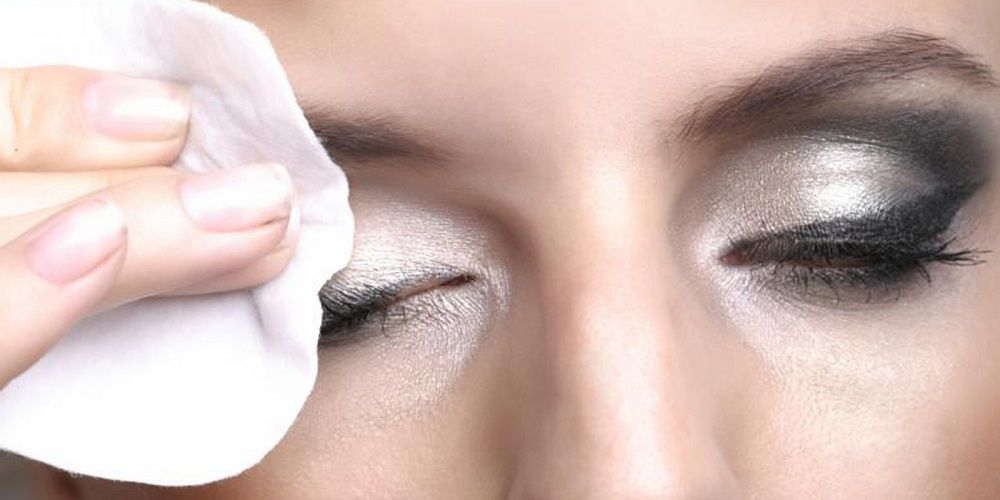 L'astuce à connaître pour se démaquiller sans démaquillant et sans coton | So Busy Girls