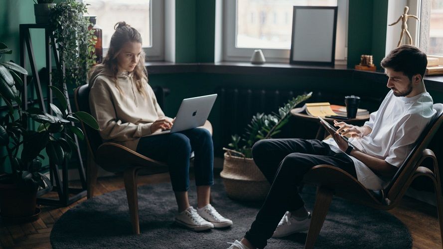 6 signes que vous souffrez de productivité toxique et les conseils pour en sortir | So Busy Girls