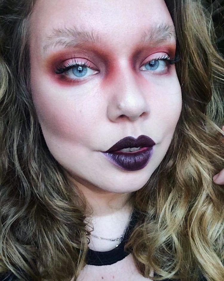 Découvrez les sourcils plume, la nouvelle tendance sourcils étonnante | So Busy Girls
