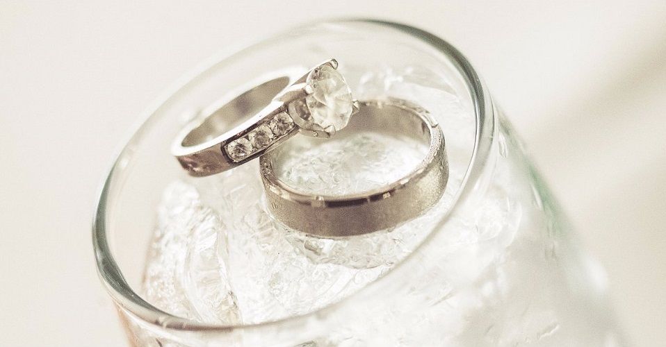 Solitaire : quelle bague de fiançailles choisir ? | So Busy Girls