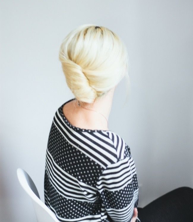 Le chignon banane : classique mais indémodable | So Busy Girls