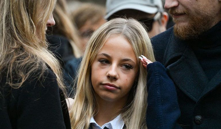 Giulia Sarkozy : les mots bouleversants adressés à son père avant son incarcération | So Busy Girls