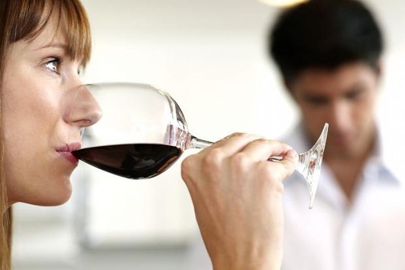 Voici ce qui arrive à votre corps quand vous arrêtez de boire de l'alcool | So Busy Girls