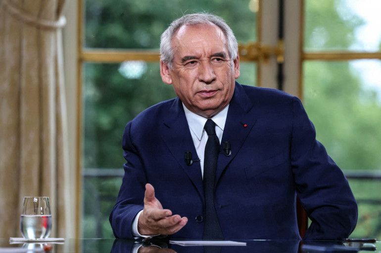 "Ça n'est pas dans mon objectif aujourd'hui" au sujet de la Présidentielle 2027 : Bayrou balaie l’idée d’une candidature… mais laisse planer le doute | So Busy Girls