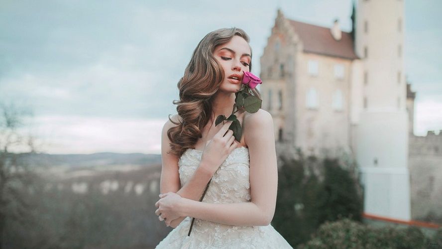 La collection de robes de mariée Princesses Disney est enfin disponible et elle est absolument sublime | So Busy Girls