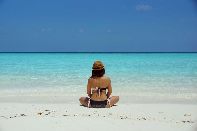 Voici le maillot de bain idéal quand on a du ventre | So Busy Girls