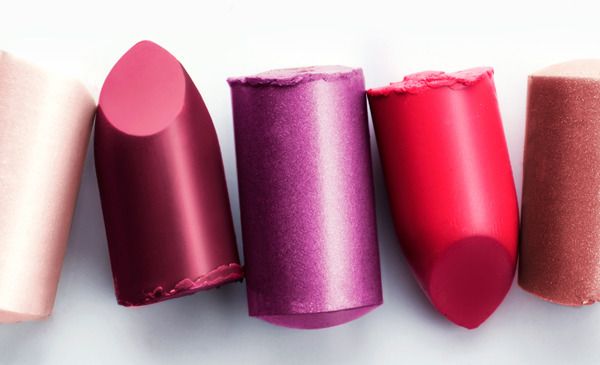COMMENT NETTOYER MON ROUGE À LÈVRES ? | So Busy Girls