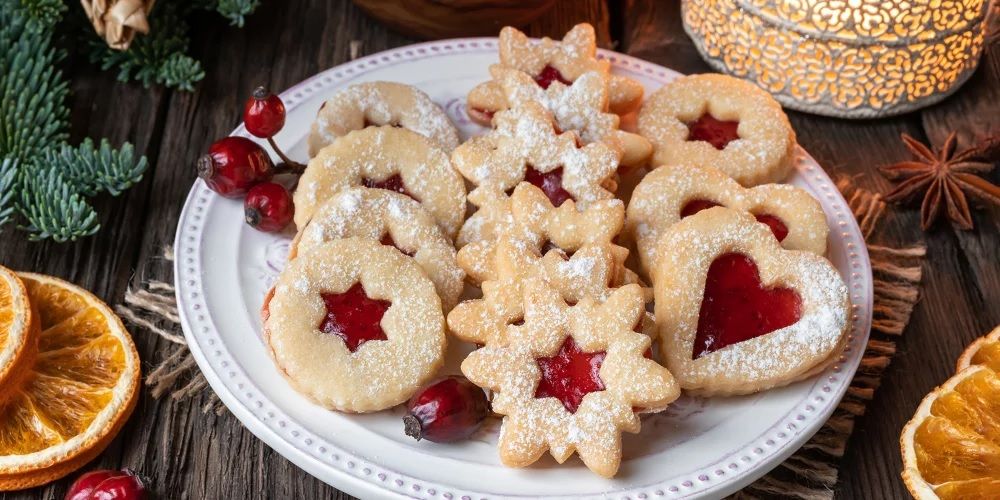 La recette des Bredele de Noël maison, gourmands et simples à faire | So Busy Girls