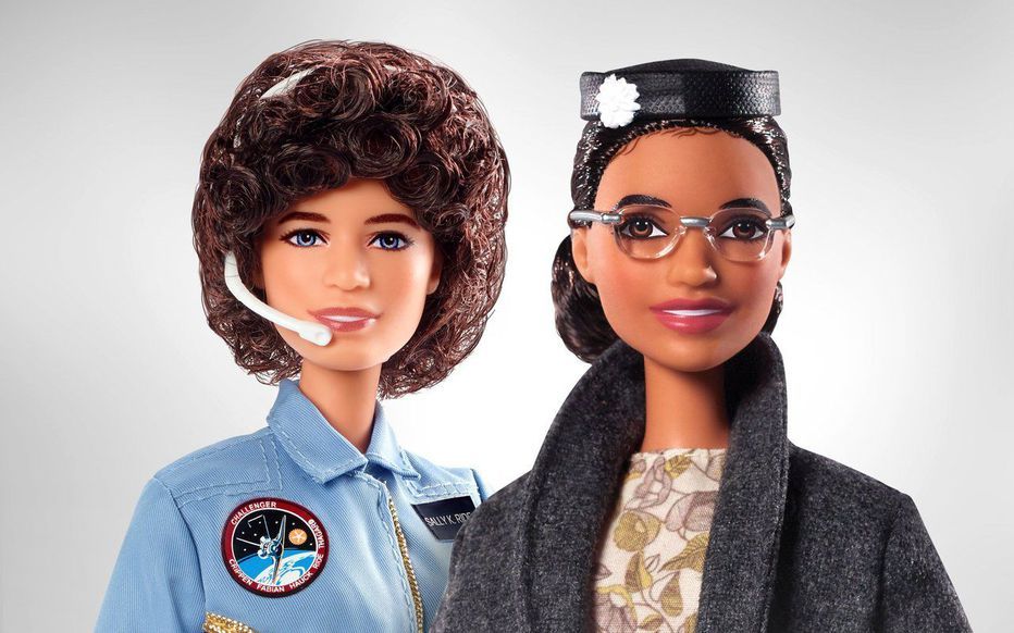 Mattel vient de lancer 2 nouvelles poupées Barbie en hommage à Rosa Parks et Sally Ride | So Busy Girls