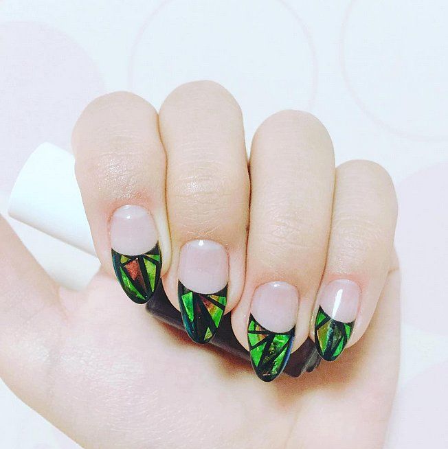 La dernière tendance nail art : les glass nails | So Busy Girls