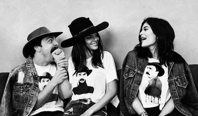 Cet homme se photoshoppe pour apparaître sur les photos de Kendall Jenner et les rend hilarantes | So Busy Girls