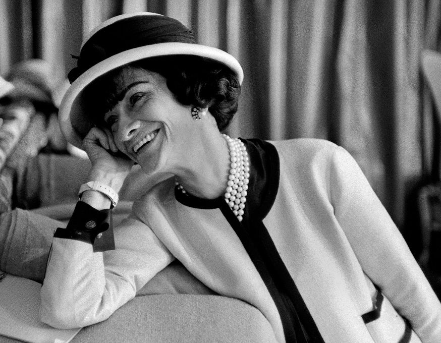 1) COCO CHANEL | So Busy Girls