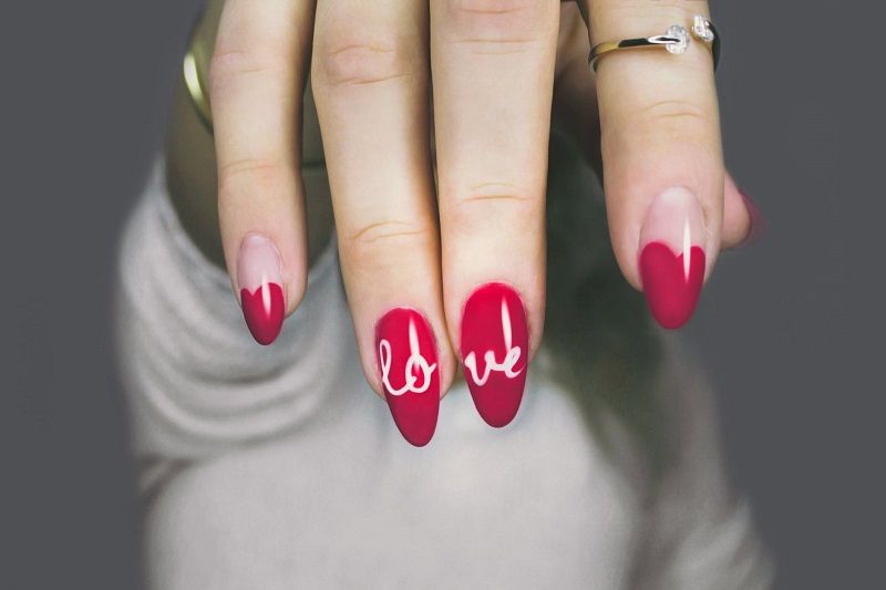 Pourquoi vous ne devez jamais couper vos cuticules | So Busy Girls