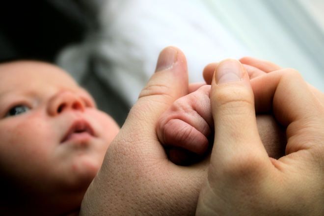 « Oh comme il ressemble à son papa, le nez c’est tout toi par contre » | So Busy Girls