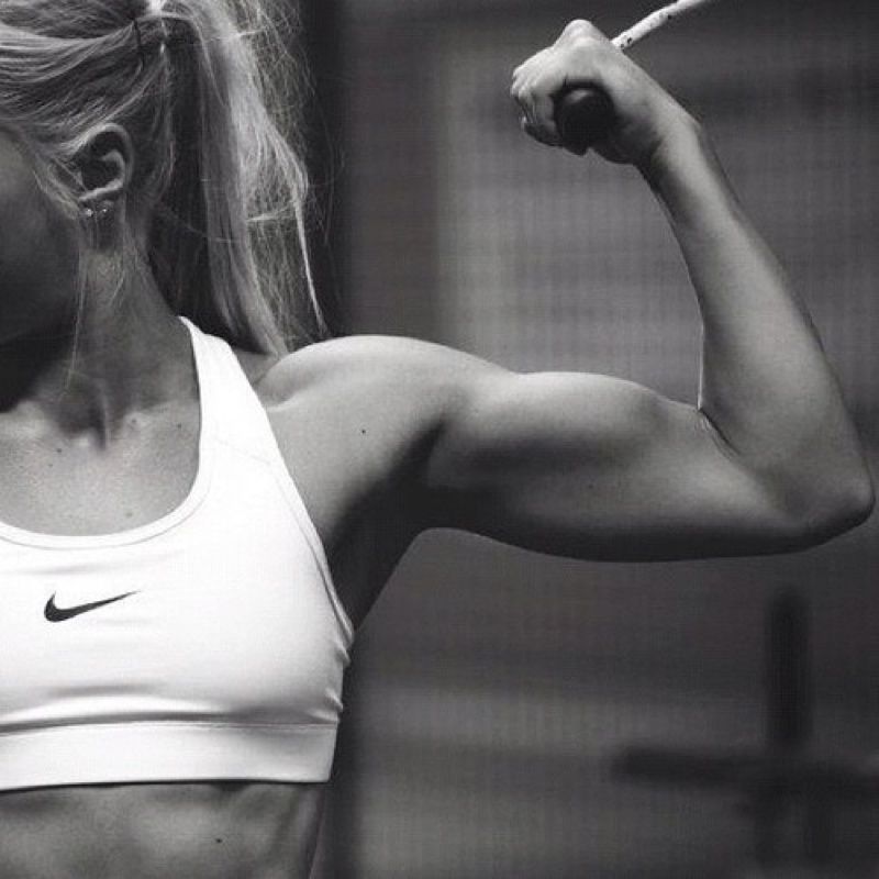 Lisez vite cet article si vous voulez rester motivé toute la journée | So Busy Girls