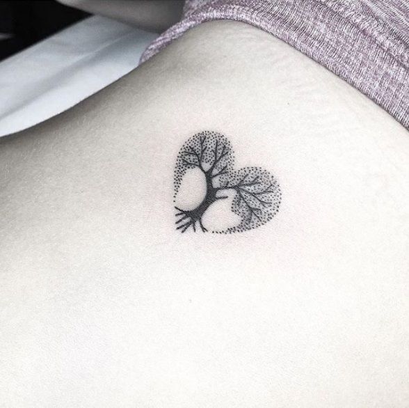 22 petits tatouages coeur tellement mignons que vous allez vouloir les mêmes | So Busy Girls