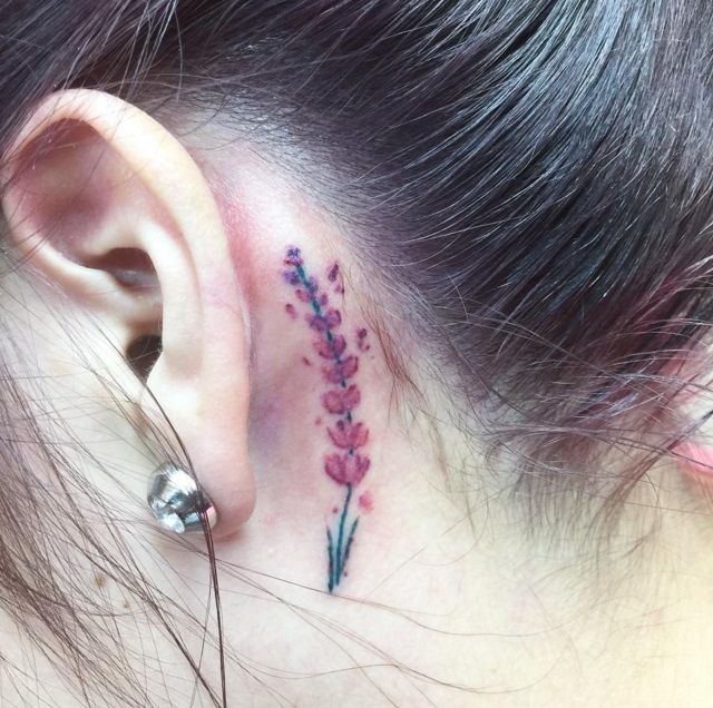 26 idées de tatouages derrière l'oreille | So Busy Girls