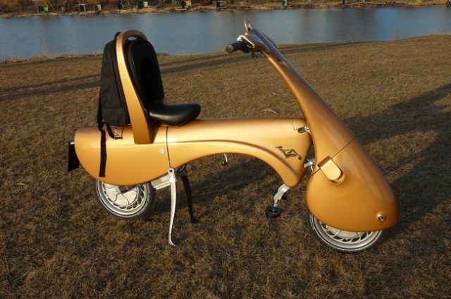 Le scooter qui se transforme en valise | So Busy Girls