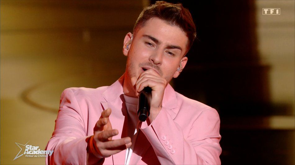 “De mon humble point de vue...” : Julien Lieb explique pourquoi il préfère la Star Academy à The Voice | So Busy Girls