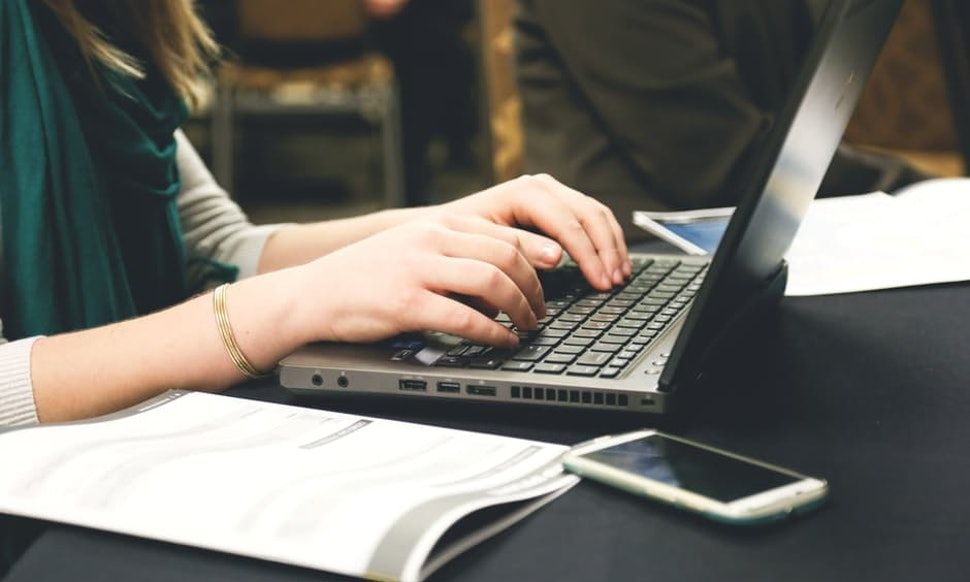 Comment être épanoui au travail ? | So Busy Girls