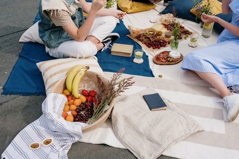 Comment organiser un apéro entre copines ? | So Busy Girls