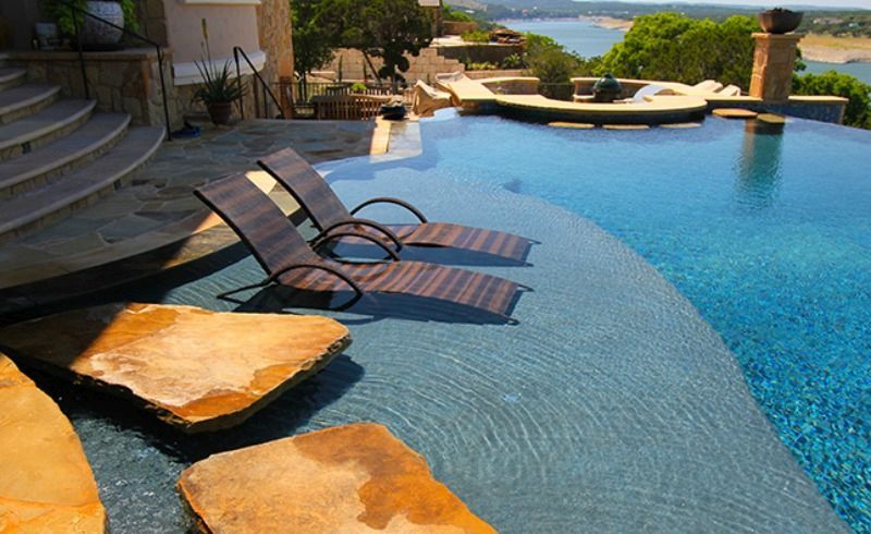Et si vous vous offriez une magnifique maison avec piscine en Dordogne d'une valeur de 2 millions d'euros pour... 13€ ? | So Busy Girls