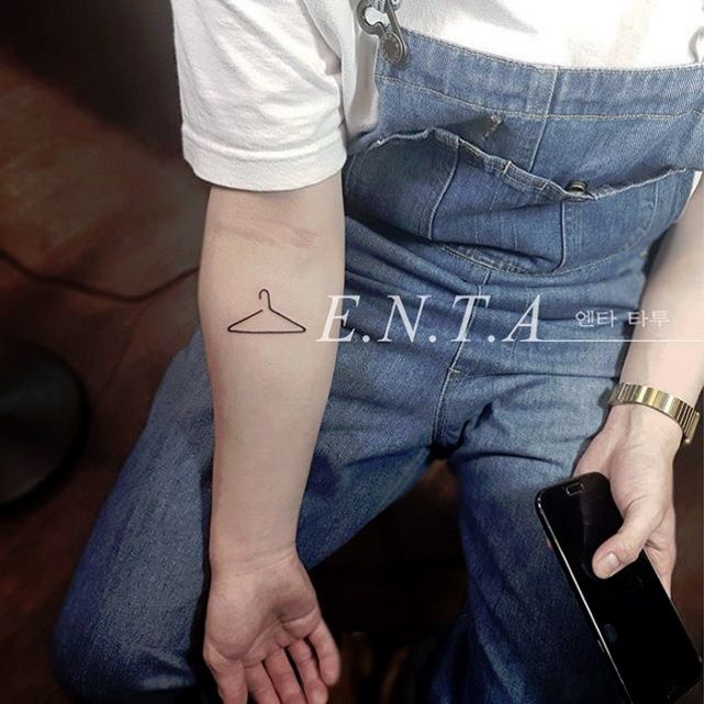 17 idées de petits tatouages sur votre bras ou votre avant-bras | So Busy Girls