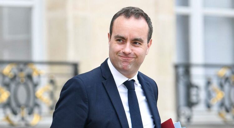 Sébastien Lecornu bat un record historique jamais vu sous la Ve République | So Busy Girls