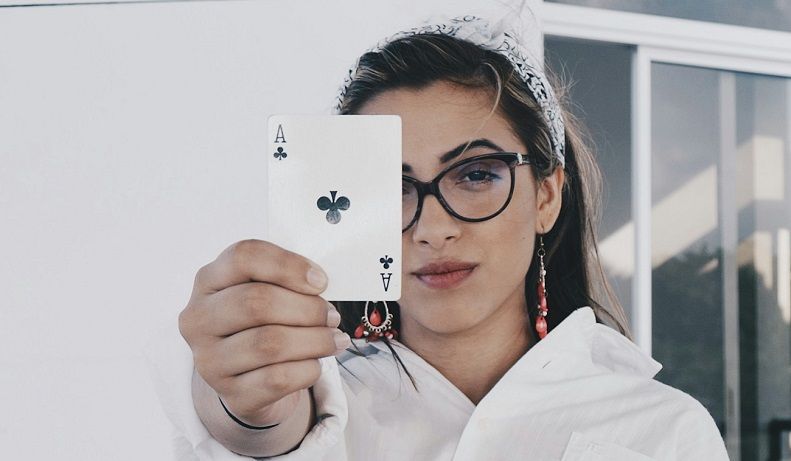 Pourquoi les filles s’intéressent aux jeux d’argent ? | So Busy Girls