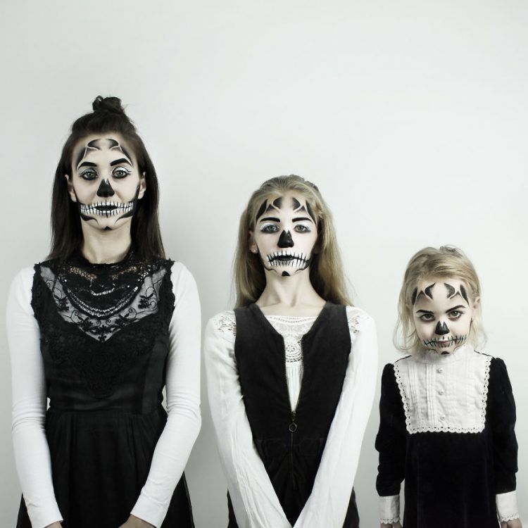 Ces photos d'une maman et de ses 2 filles en tenues assorties sont adorables | So Busy Girls