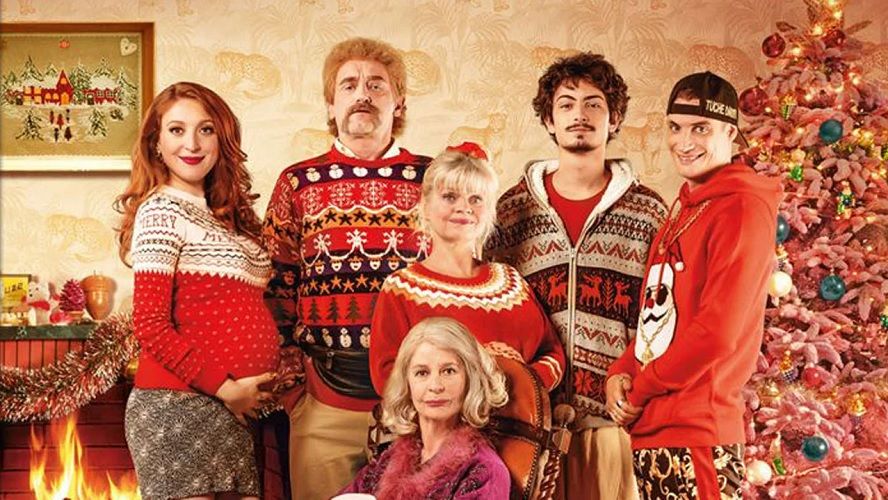 Ambiance de Noël garantie avec la bande-annonce des Tuche 4 | So Busy Girls
