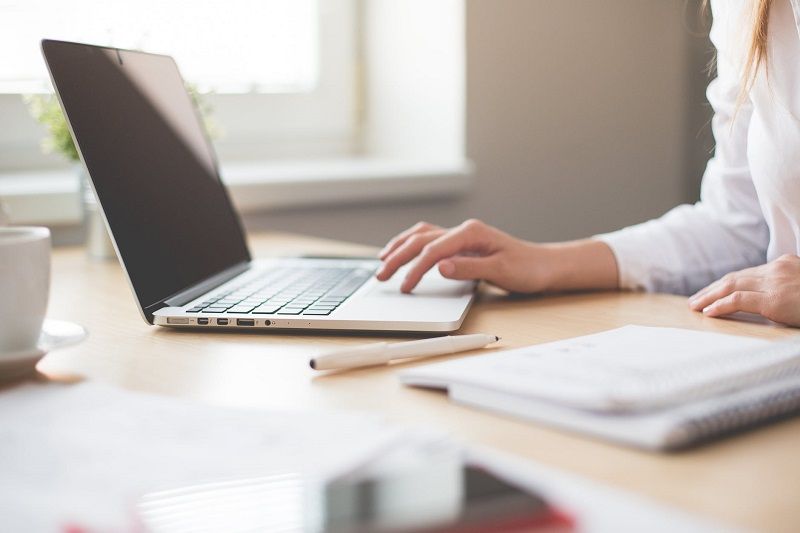 Les cours en ligne gratuits d'Harvard vous permettent de devenir avocat pendant le confinement | So Busy Girls