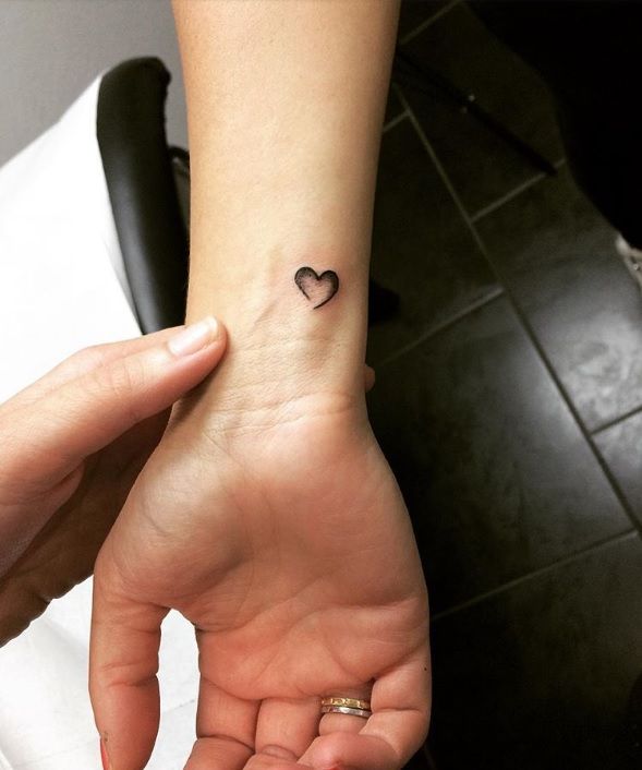 22 petits tatouages coeur tellement mignons que vous allez vouloir les mêmes | So Busy Girls