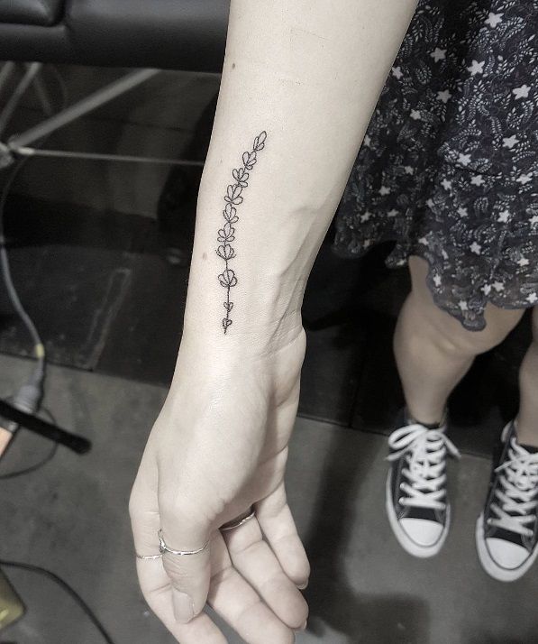17 idées de petits tatouages sur votre bras ou votre avant-bras | So Busy Girls