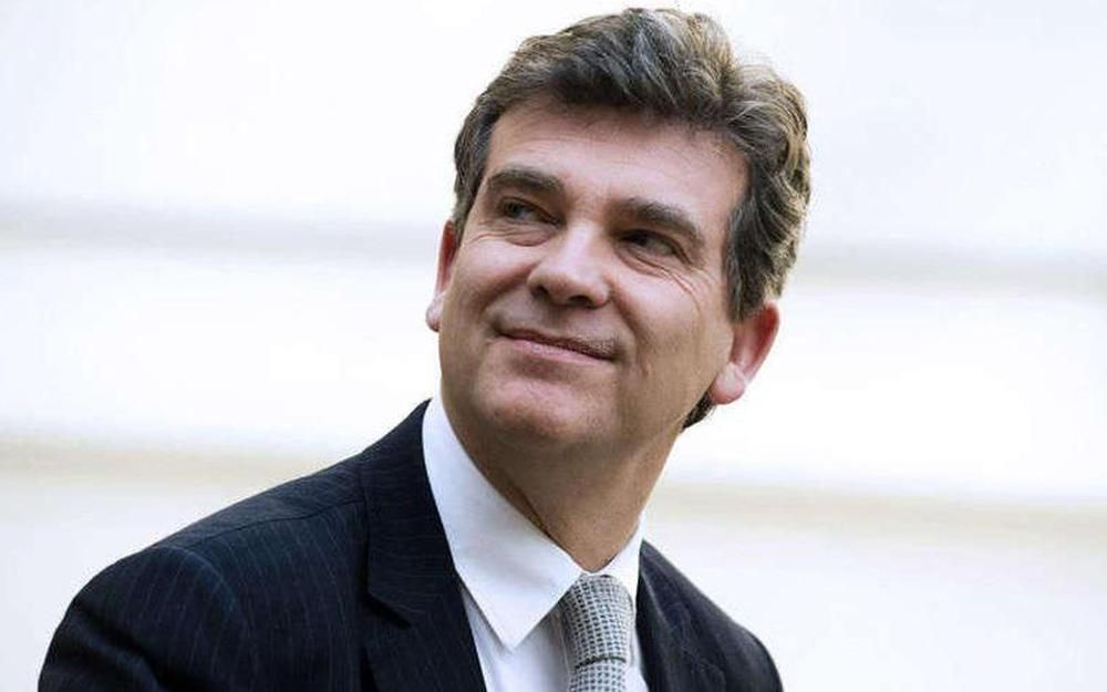 BFMTV cherchait un visage fort depuis des mois : pourquoi Arnaud Montebourg s’est imposé | So Busy Girls