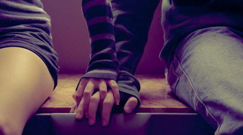 Les 10 signes qui montrent que tu lui plais | So Busy Girls