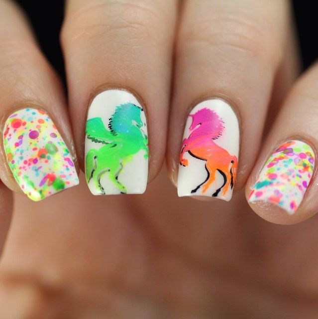 18 nail arts licorne qui nous font revenir quelques années en arrière (et ça fait du bien) | So Busy Girls