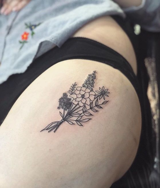 19 sublimes tatouages sur la cuisse que vous allez adorer | So Busy Girls