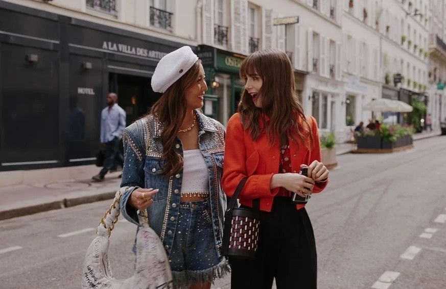 Emily in Paris : on en sait plus sur la saison 4, et vous allez être surpris ! | So Busy Girls