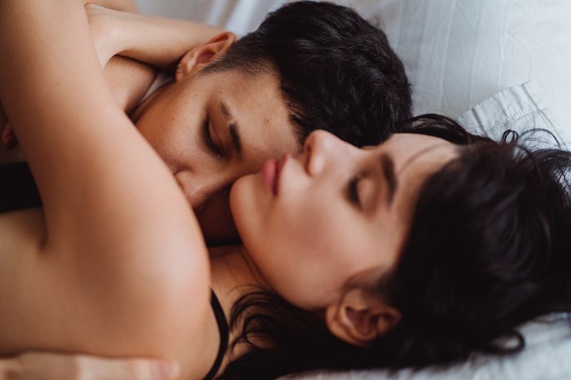 5 astuces pour bien dormir à deux | So Busy Girls