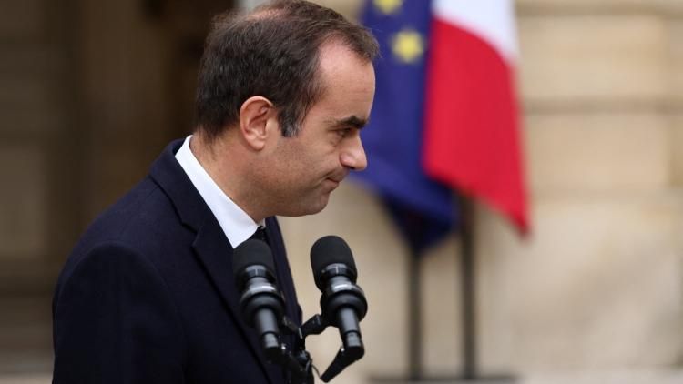 Fin des privilèges : pourquoi la situation des anciens ministres divise autant les Français | So Busy Girls