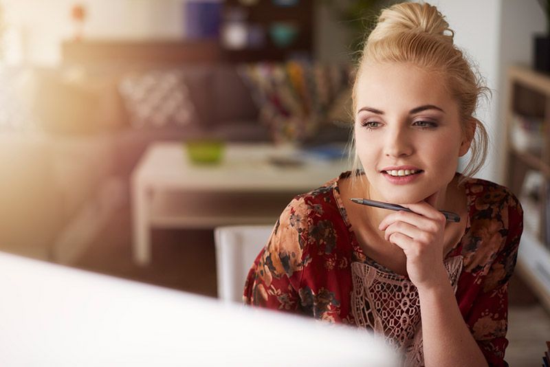 5 traits de caractère que partagent toutes les femmes qui ont confiance en elles | So Busy Girls