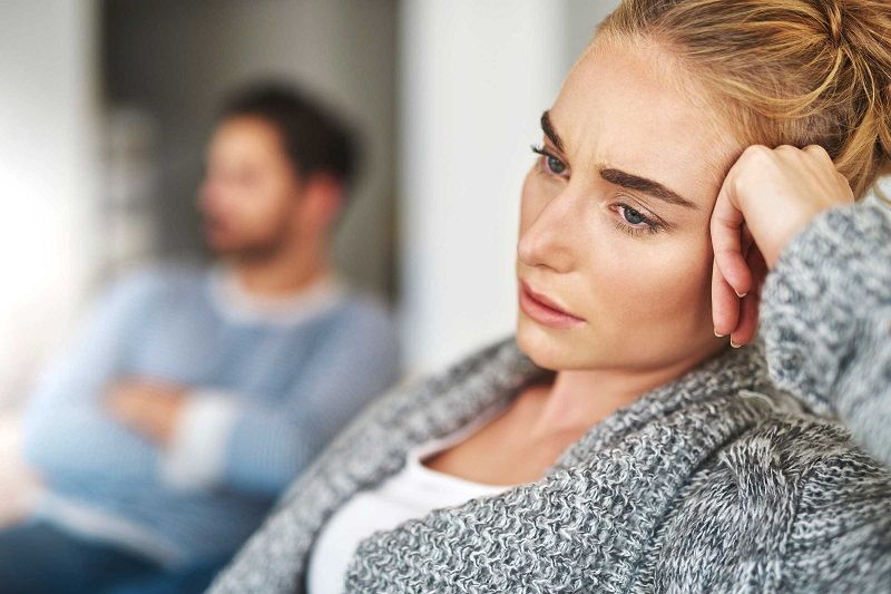 Une relation qui bat de l'aile serait aussi mauvaise pour la santé que la malbouffe ! | So Busy Girls