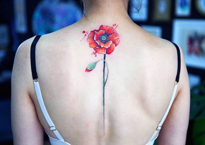 22 tatouages sexy (et totalement inattendus) à vous faire dans le dos | So Busy Girls