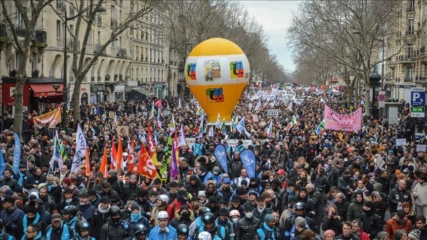 Grève du 2 octobre : les syndicats relancent la mobilisation | So Busy Girls