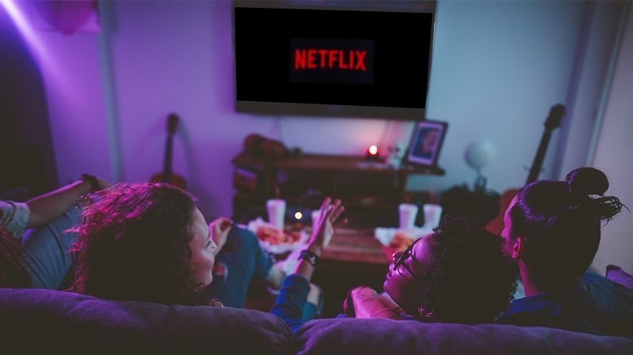 Netflix vient de dévoiler un aperçu de nouvelles séries de 2022, et ça promet | So Busy Girls