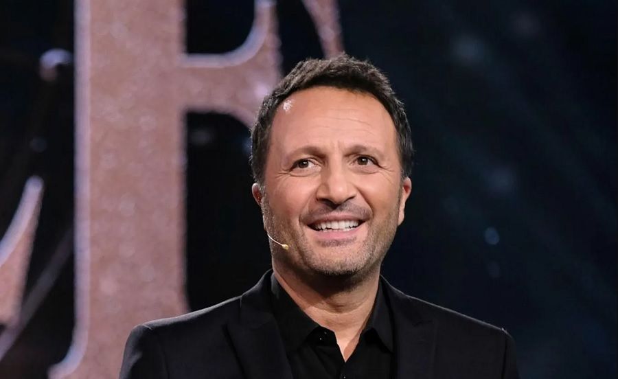 "Passionnément tripoteur" : ce clash entre Arthur et Aymeric Caron prend une tournure totalement inattendue | So Busy Girls