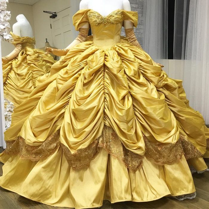 Ce papa recrée les robes des Princesses Disney pour sa fille, et elles sont époustouflantes ! | So Busy Girls
