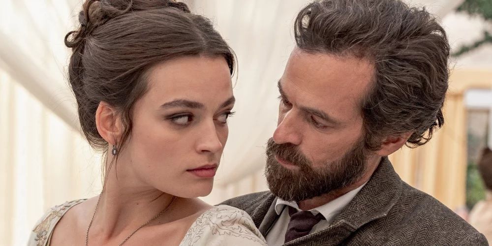 Eiffel, le nouveau film ultra romantique avec Emma Mackey (Sex Education) et Romain Duris | So Busy Girls