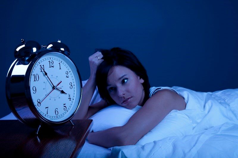 7) VOUS BUVEZ UN (OU DEUX) VERRE DE VIN AVANT D'ALLER VOUS COUCHER | So Busy Girls